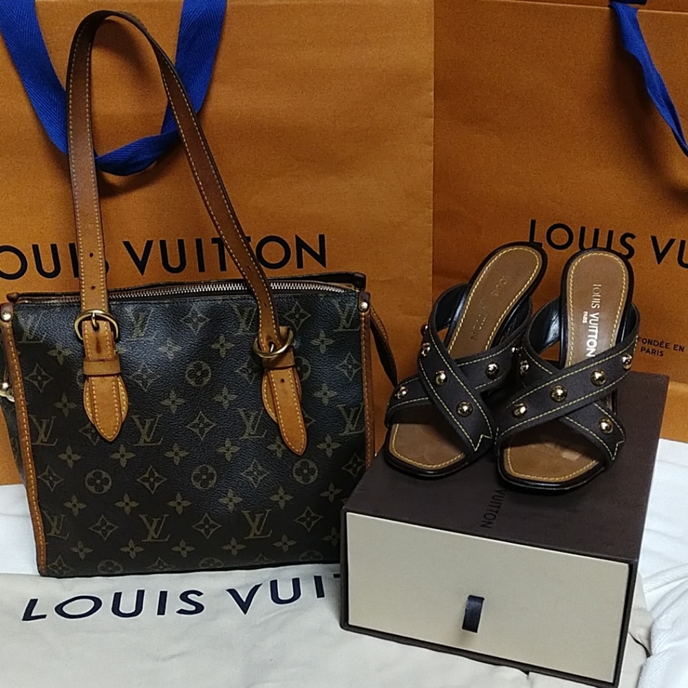 SOLD  SOLD SOLD Authentic Louis Vuitton popincourt/ w bag